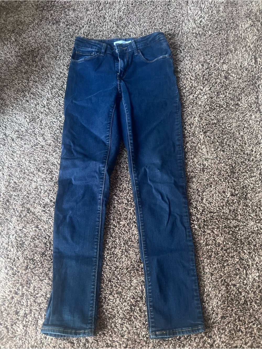 Levi’s Mid-Rise Skinny Jeans